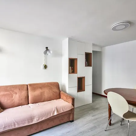 New! A Beautiful Flat In Saint Georges! * Paryż